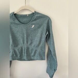 doyoueven athletic top